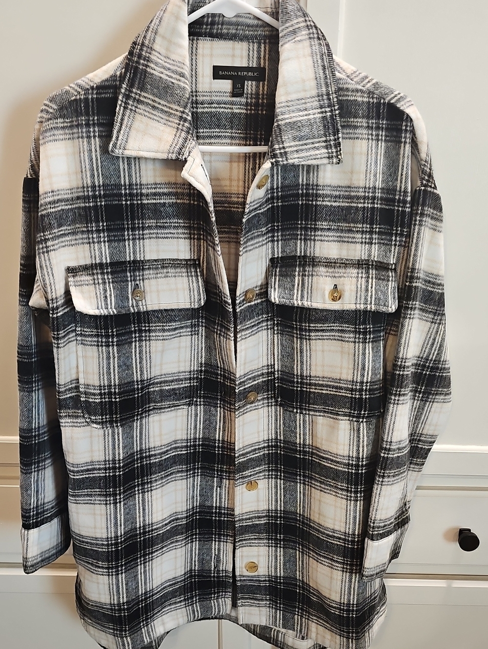 Women's Banana Republic Black and White Plaid Button-Up Long Shirt Jacket SZ.XS